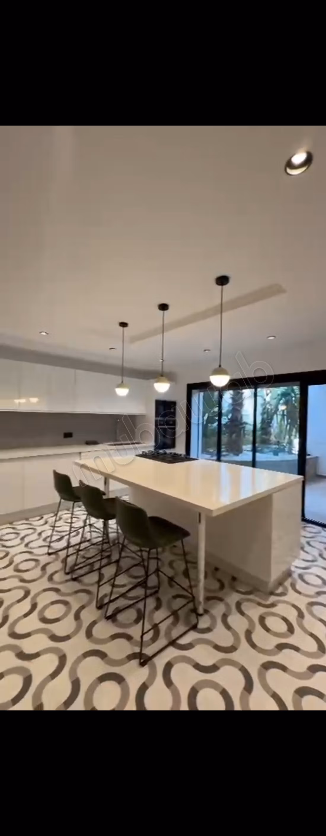 Villa de luxe meublé à vendre à Dar Bouazza