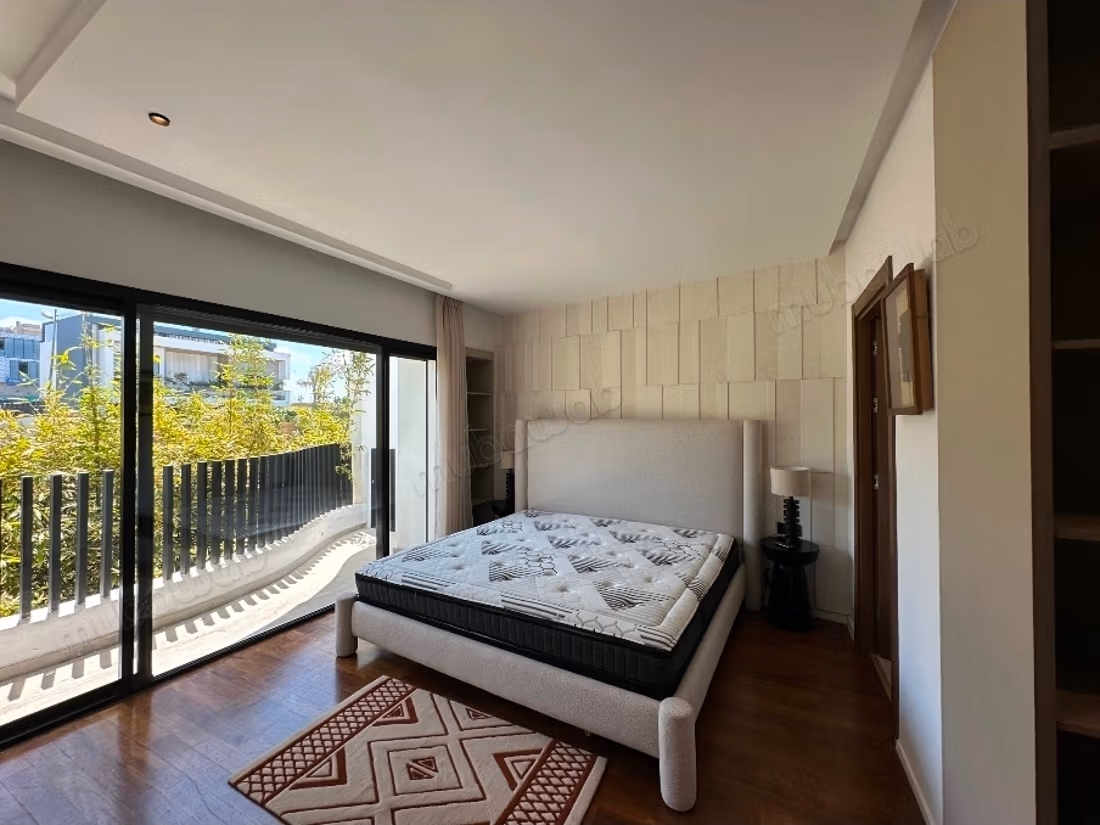 Villa de luxe meublé à vendre à Dar Bouazza