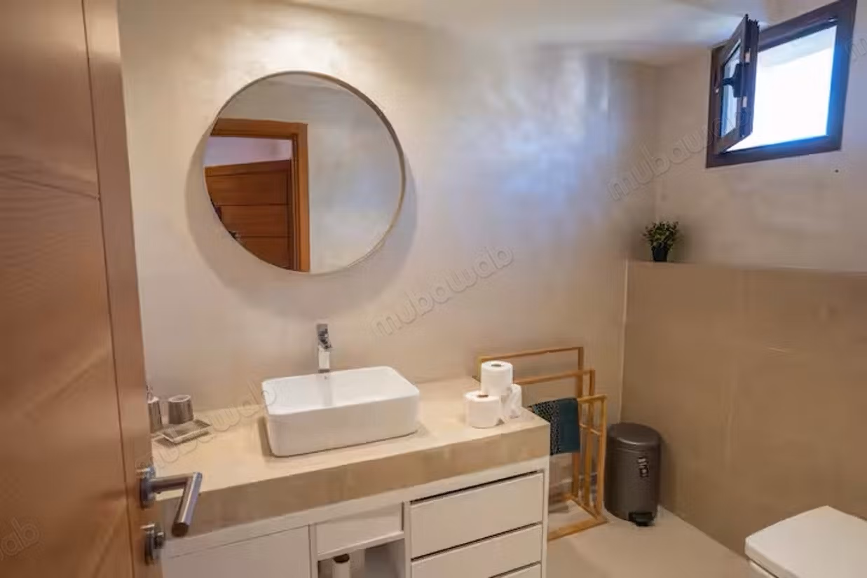 Venta de villa de lujo en la Ruta de Tahanaout. 4 habitaciones. Piscina, aire acondicionado