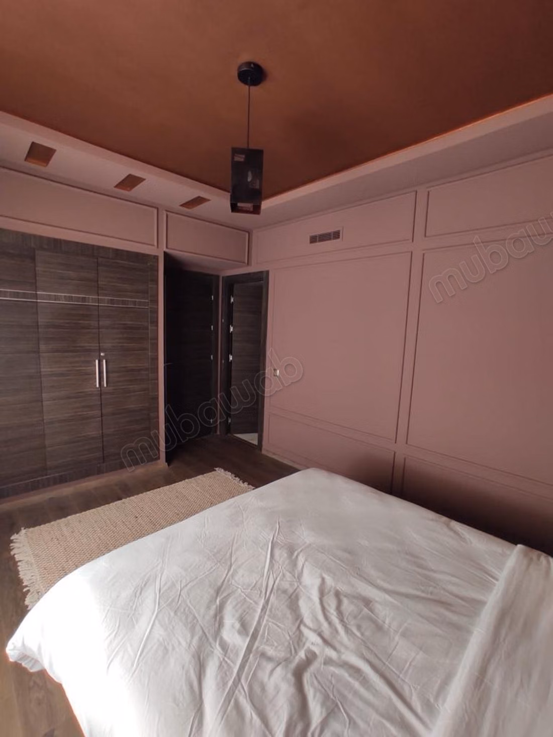 Studio for rent in the Racine district