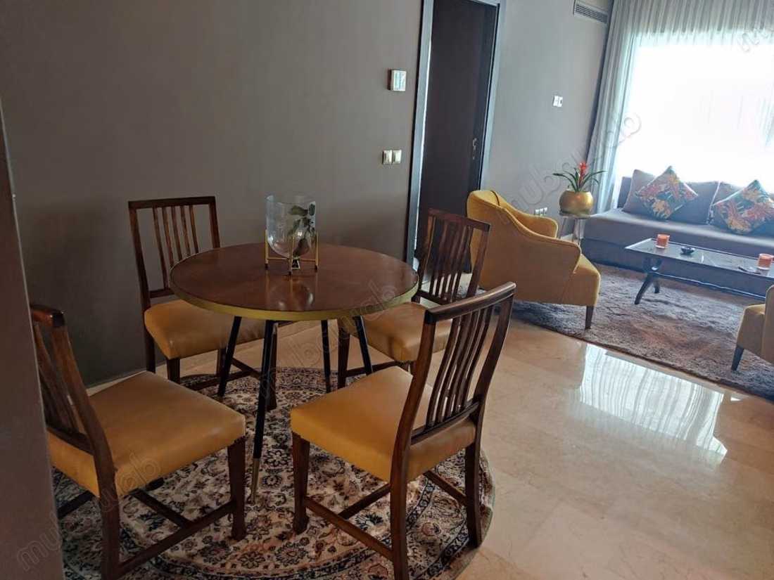 Studio for rent in the Racine district