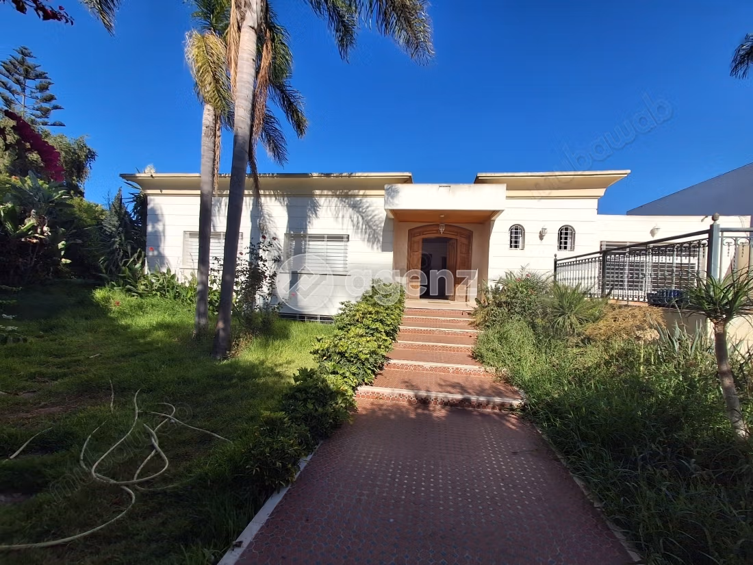 Villa à vendre 800 m², 6 chambres Californie Casablanca