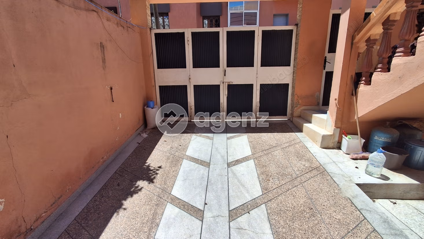 Villa à vendre 320 m², 6 chambres 
Hay Essalam 
El Jadida