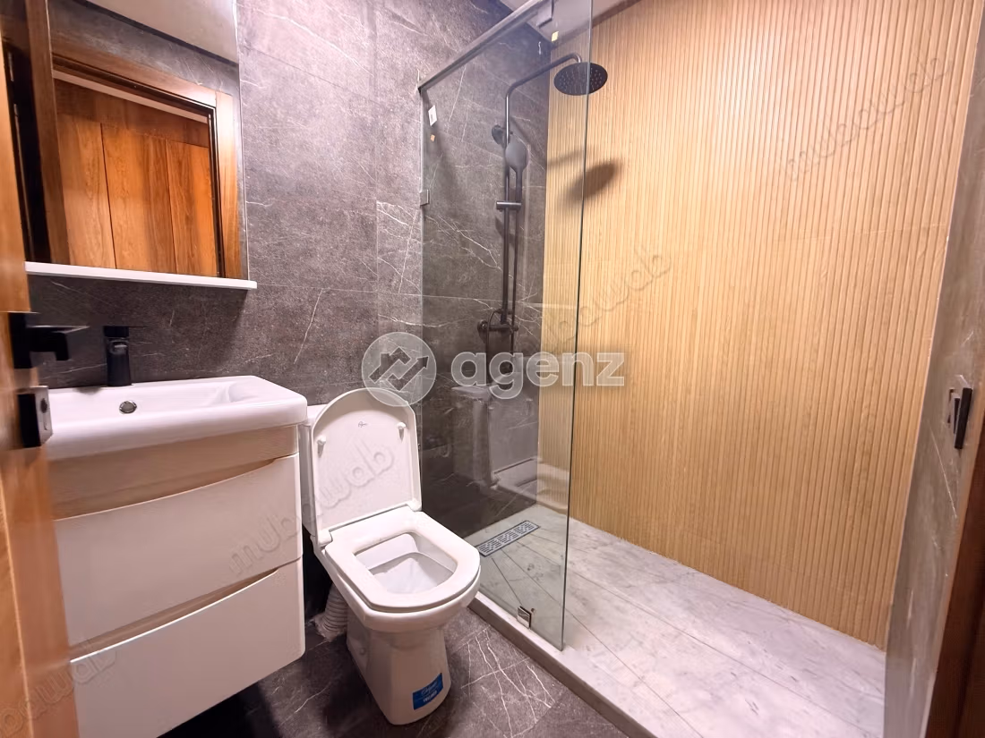 Appartement à vendre 104 m², 3 chambres 
Aïn Sebaâ 
Casablanca
