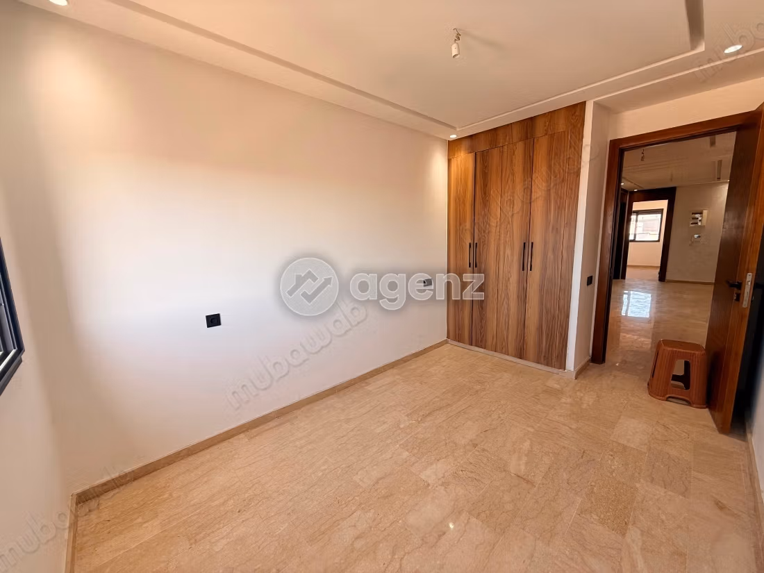 Appartement à vendre 104 m², 3 chambres 
Aïn Sebaâ 
Casablanca