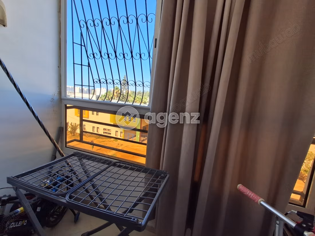 Appartement à vendre 111 m², 3 chambres 
Residence lamia 
Skhirate 
Témara