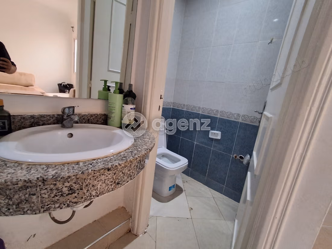 Appartement à vendre 111 m², 3 chambres 
Residence lamia 
Skhirate 
Témara