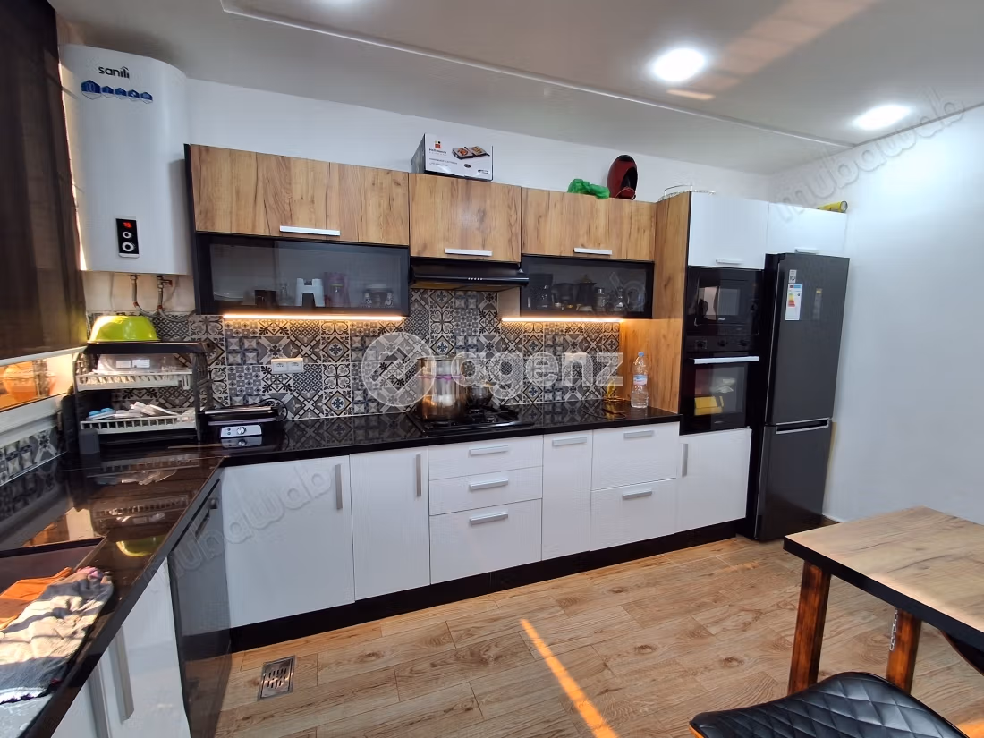 Appartement à vendre 111 m², 3 chambres 
Residence lamia 
Skhirate 
Témara
