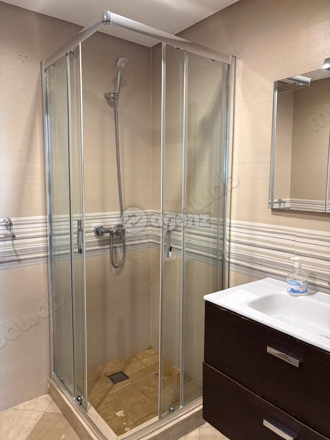 Apartamento en alquiler 165 m², 3 habitaciones Administrativa Tánger