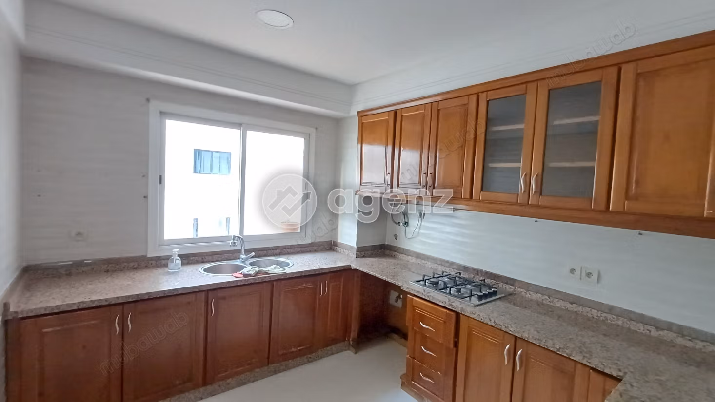 Apartamento en alquiler 165 m², 3 habitaciones Administrativa Tánger