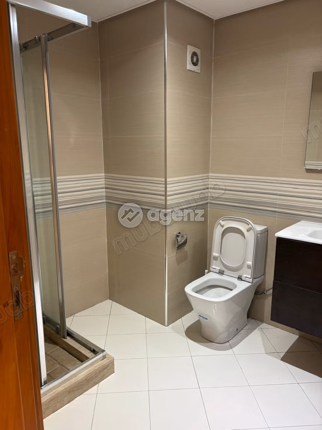 Apartamento en alquiler 165 m², 3 habitaciones Administrativa Tánger