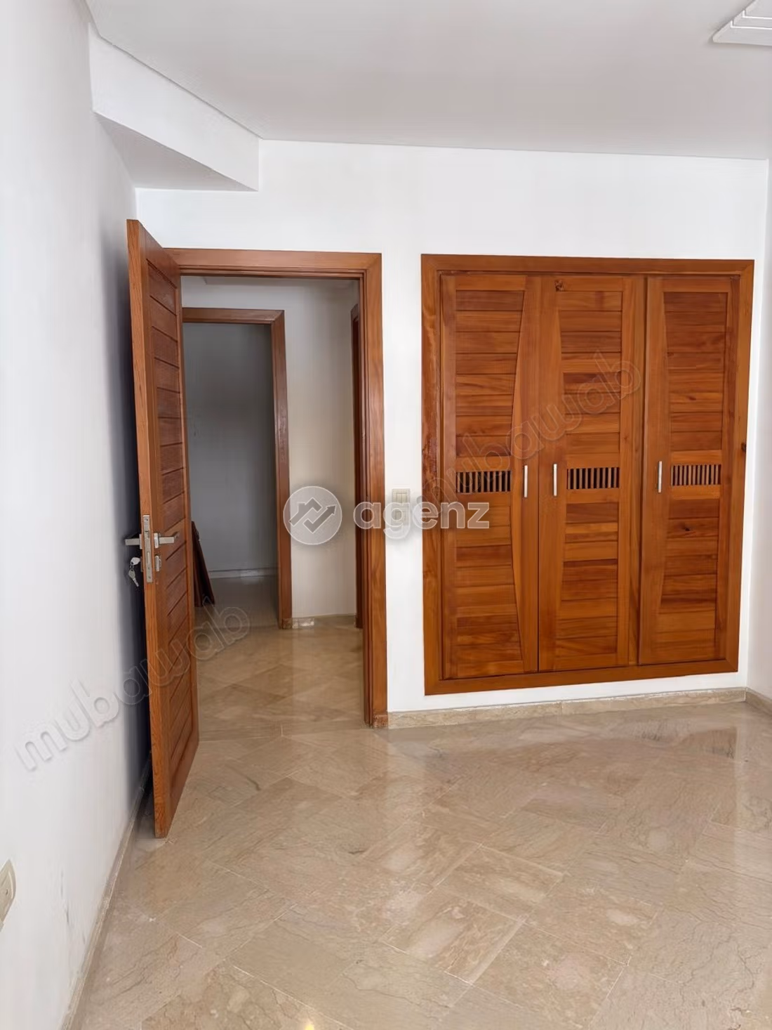 Apartamento en alquiler 165 m², 3 habitaciones Administrativa Tánger