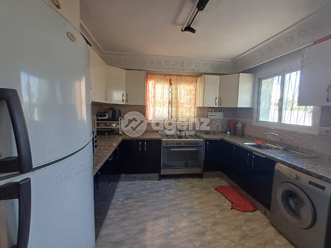 Villa à vendre 350 m², 3 chambres 
Californie Casablanca