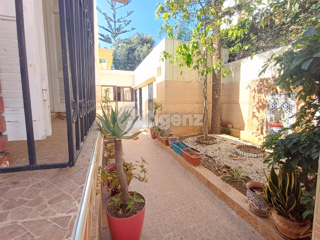 Villa à vendre 350 m², 3 chambres 
Californie Casablanca