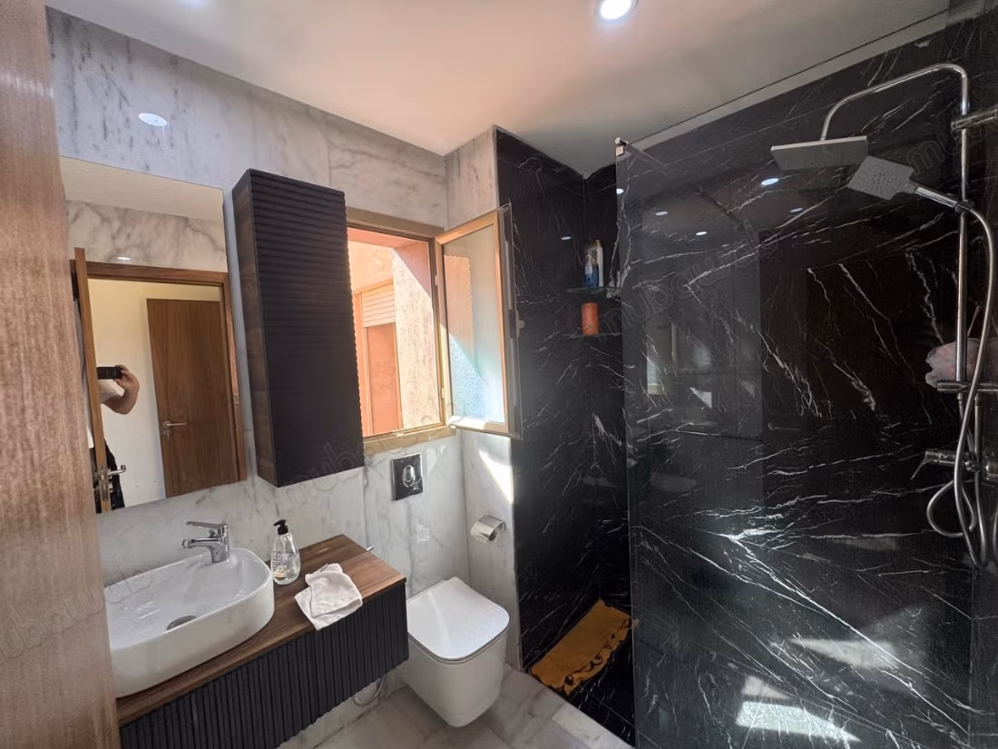 Appartamento Luminoso In Affitto Prestigia