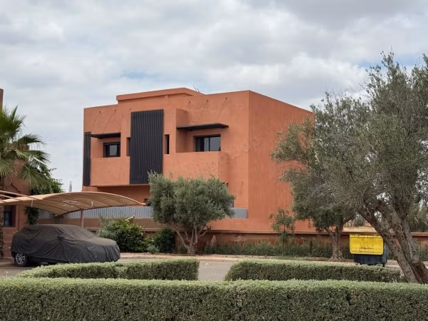 New villa for sale on the road to Casa