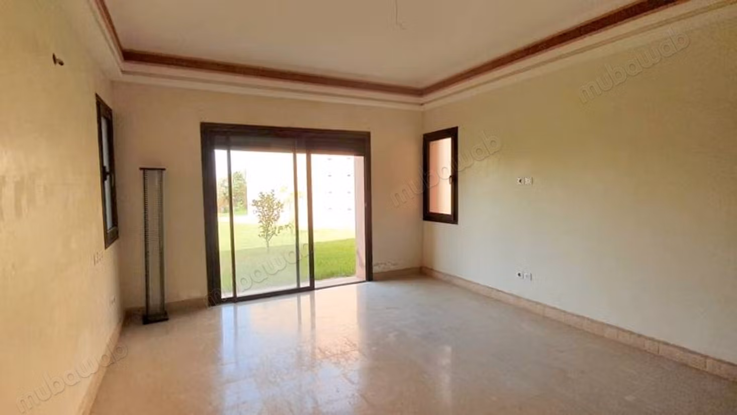 Duplex ou villa pavillonnaire jardin privatif