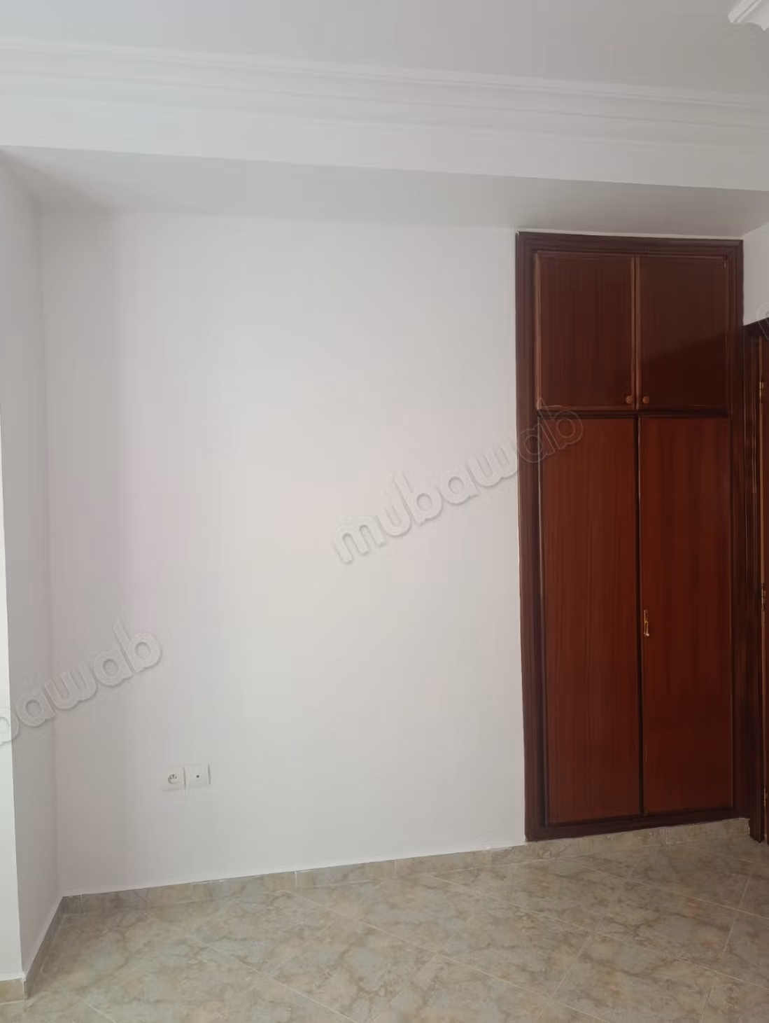 Appartement vide à louer, mimosas
