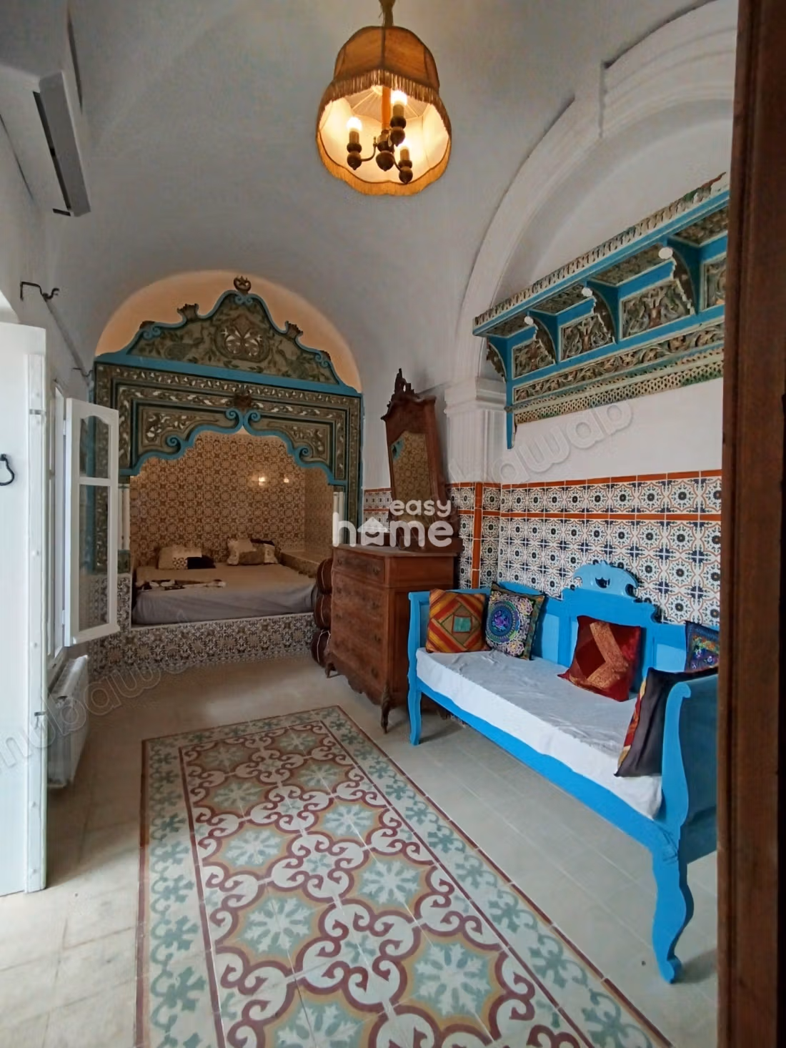 Independent Ground Floor of House S3