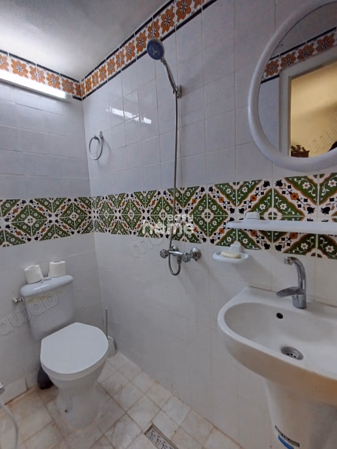 Independent Ground Floor of House S3