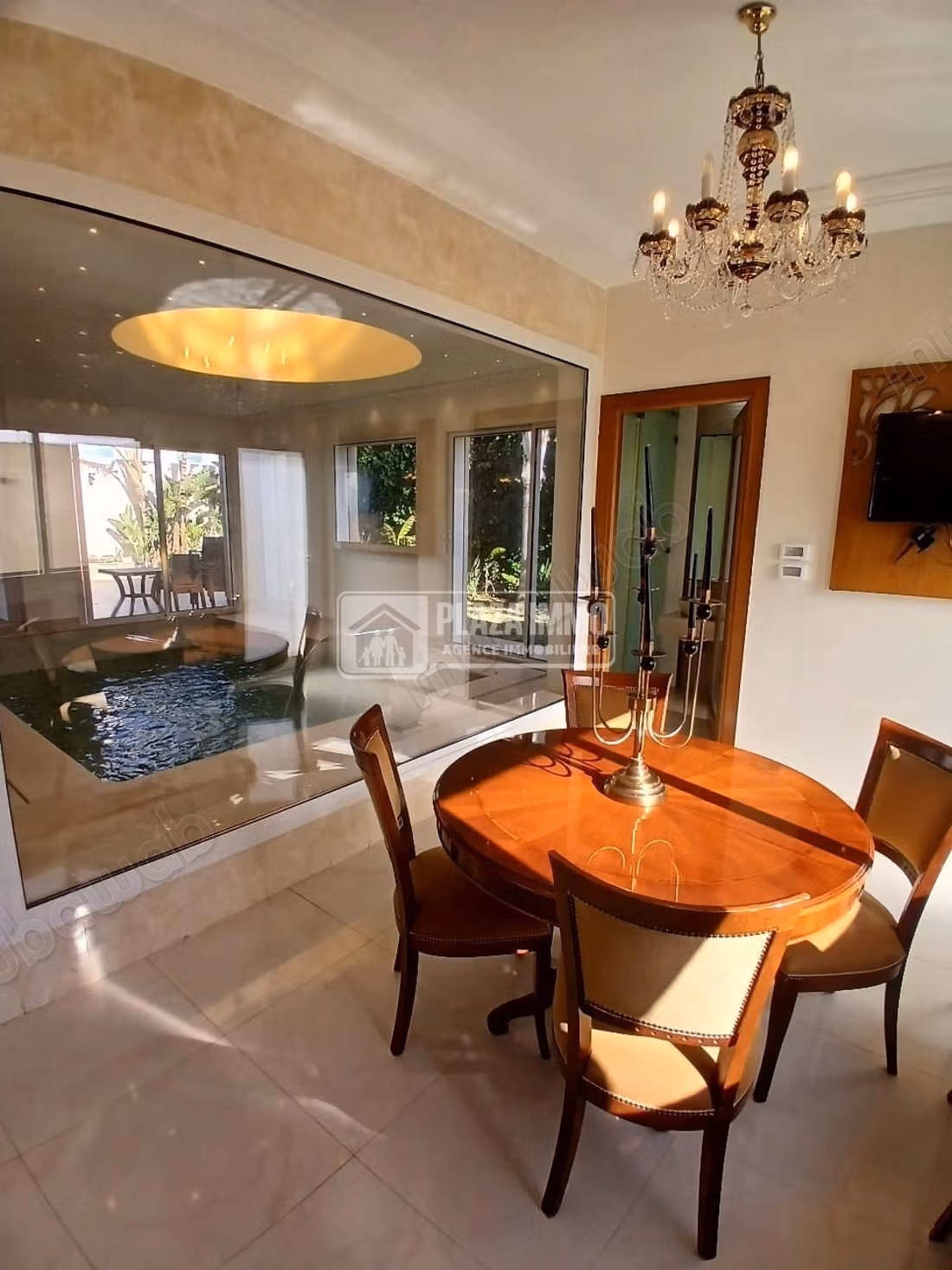 A vendre une villa à Gammarth