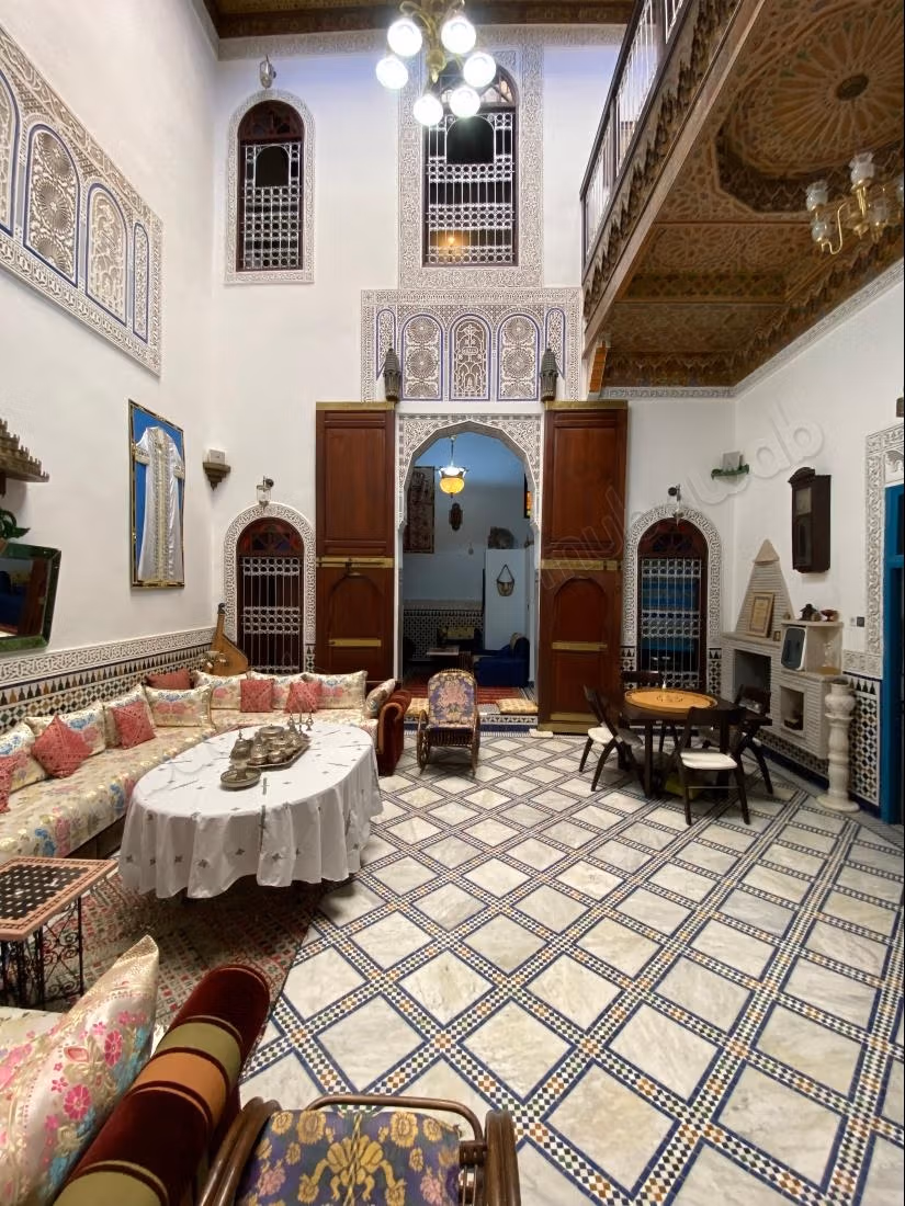 Riad with a beautiful finish in Batha