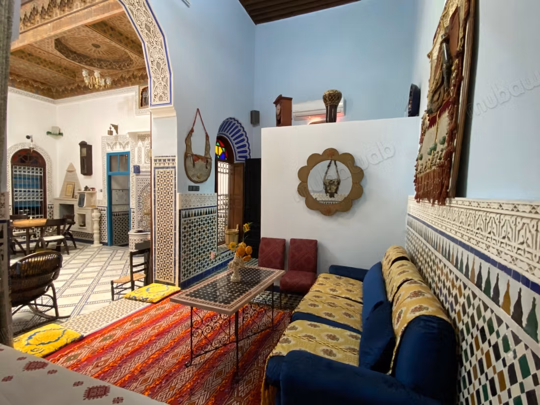 Riad with a beautiful finish in Batha