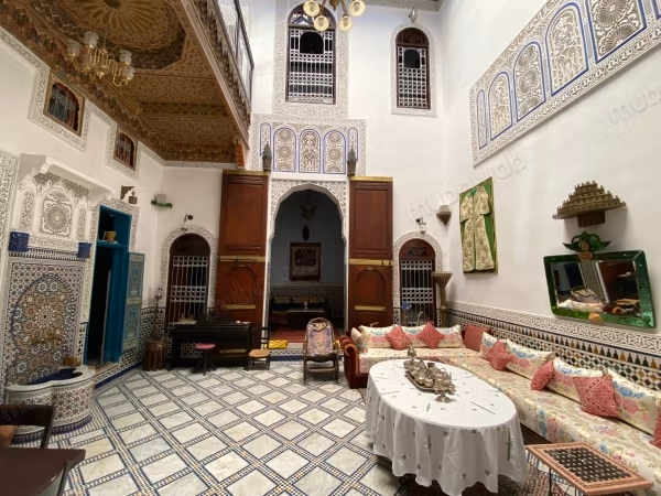 Riad with a beautiful finish in Batha