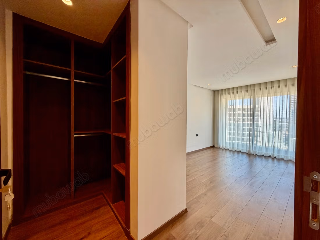 Twee kamer leeg appartement te huur in Aeria park