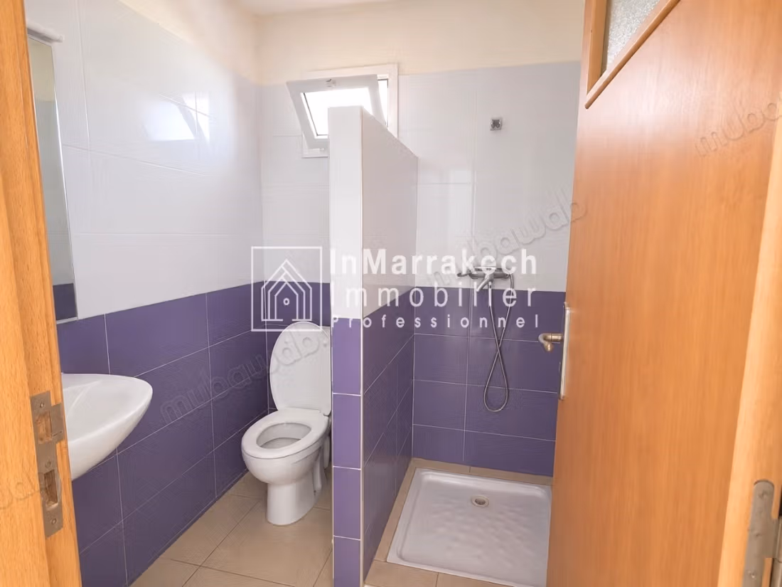 Appartement 3 CH Meublé En Location à Ain Mazouar