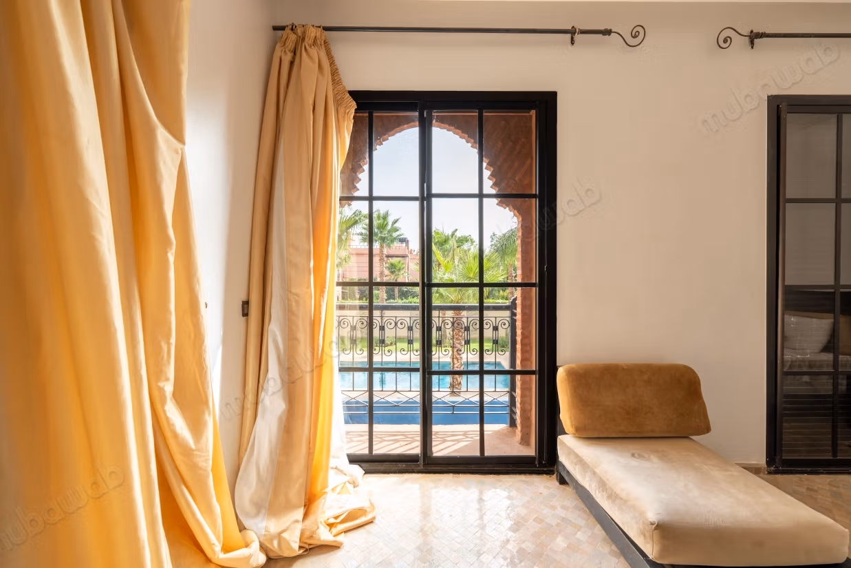 Villa 4 hab. Piscina privada - Garden City