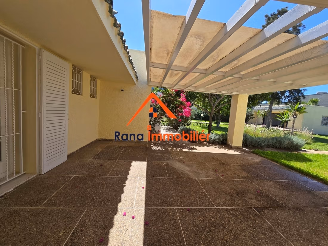 Villa à louer sur Souissi
