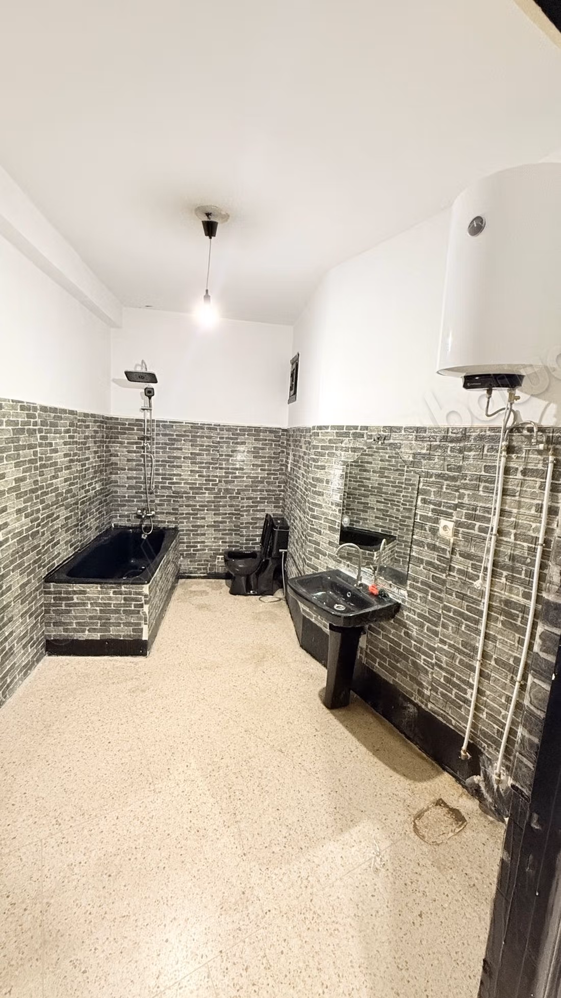 Appartement à louer à Nouvelle Ville. 
3 chambres agréables. 
Cuisine bien équipée