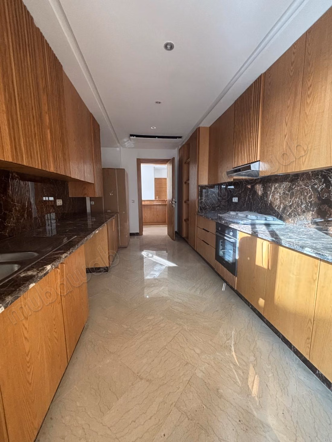 Appartement a louer 3 chambres 390m² à Casa Finance City