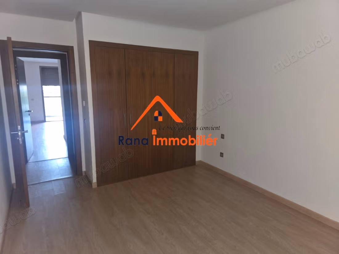 Appartement à louer sur Souissi 
Orangeraie