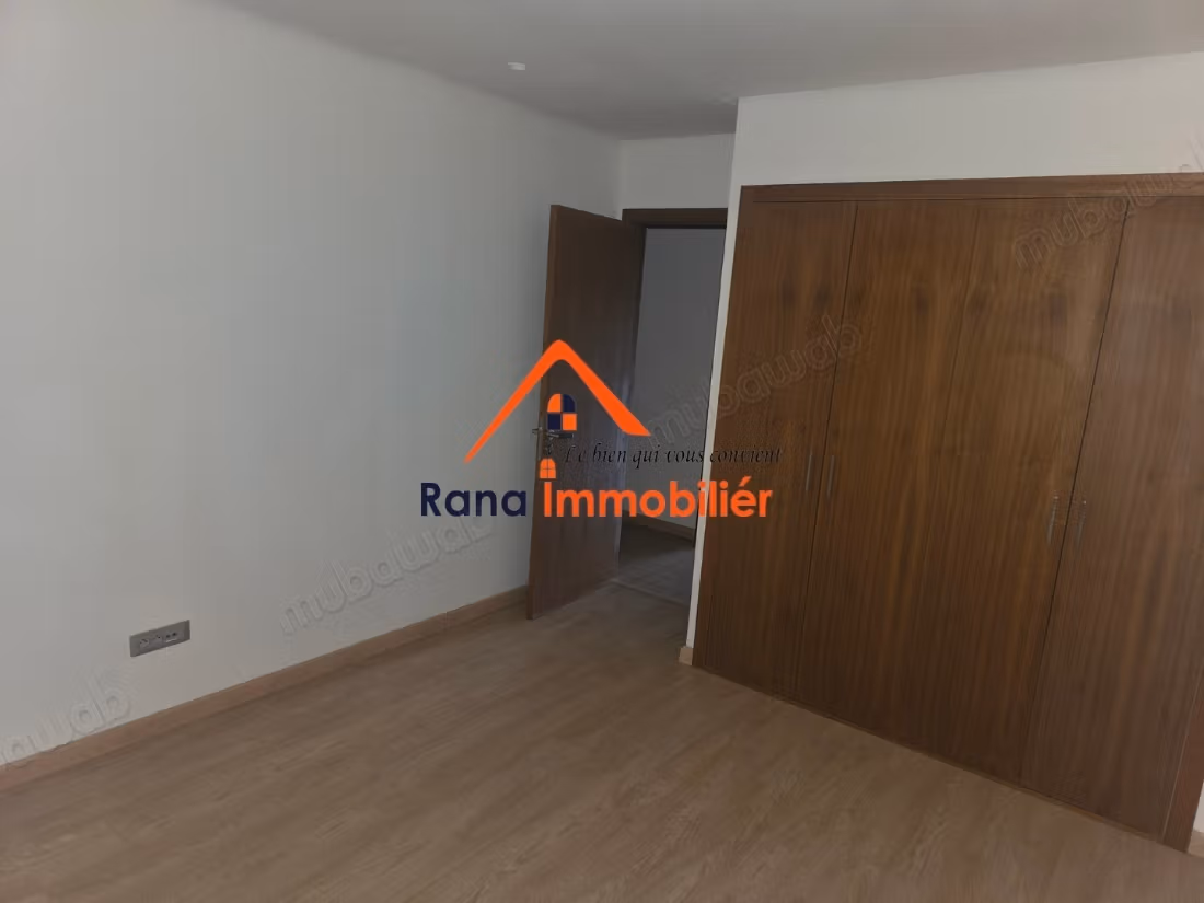 Appartement à louer sur Souissi 
Orangeraie