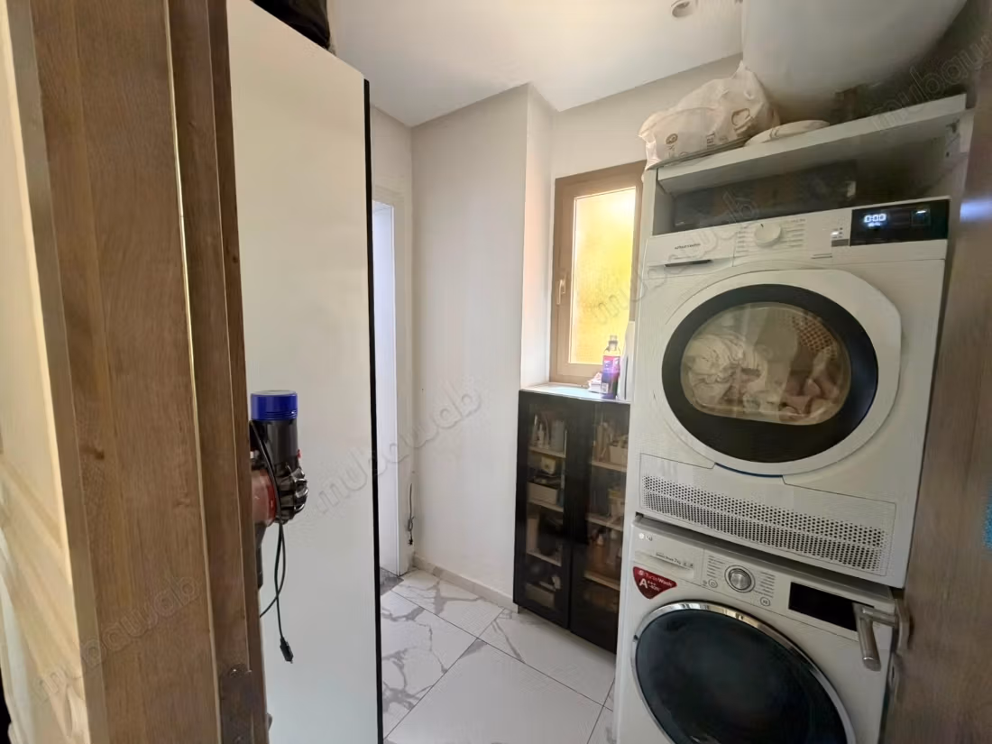 Magnifico appartamento a giardino con 3 camere da letto