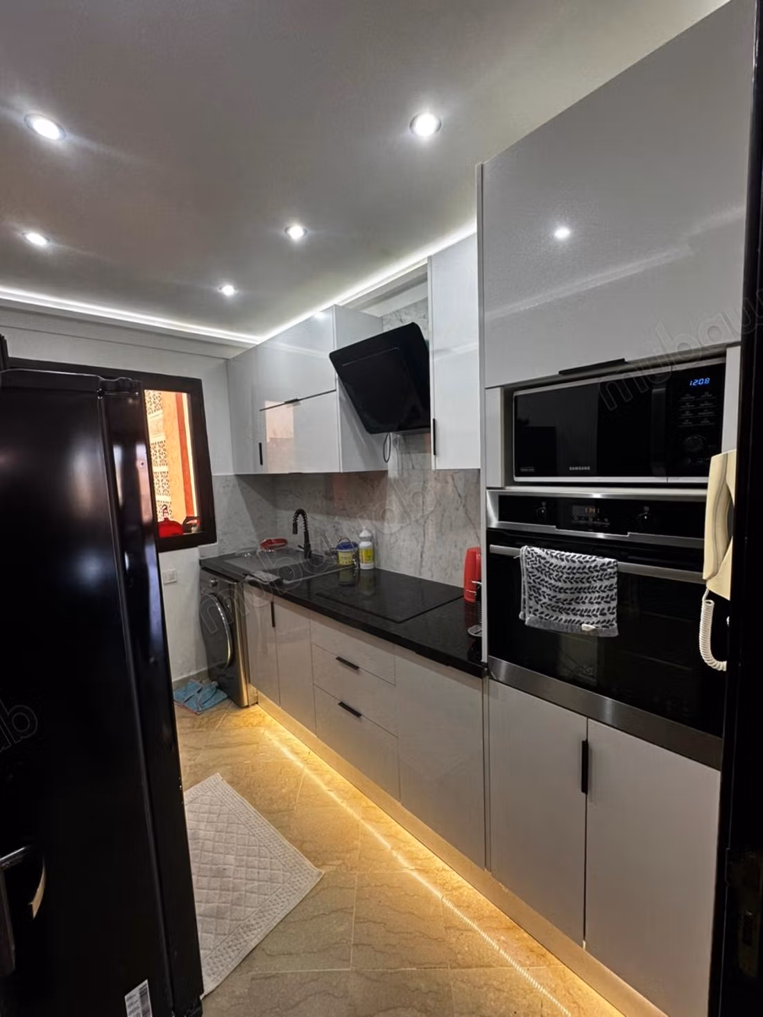 Apartamento Amueblado con Terraza y Piscina en la Ruta de Casa