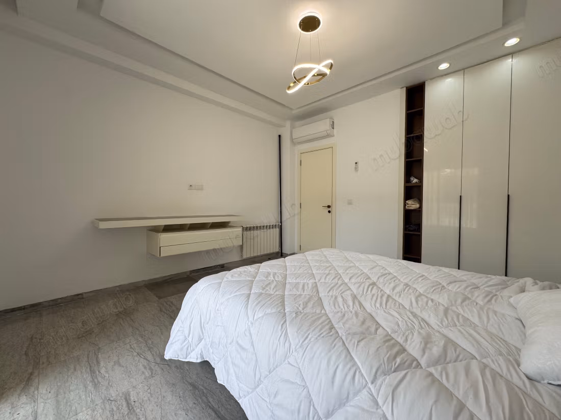 Appartement à l'achat à Hammamet Sud. 2 chambres agréables. Bien meublé