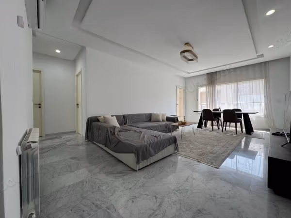 Appartement à l'achat à Hammamet Sud. 2 chambres agréables. Bien meublé