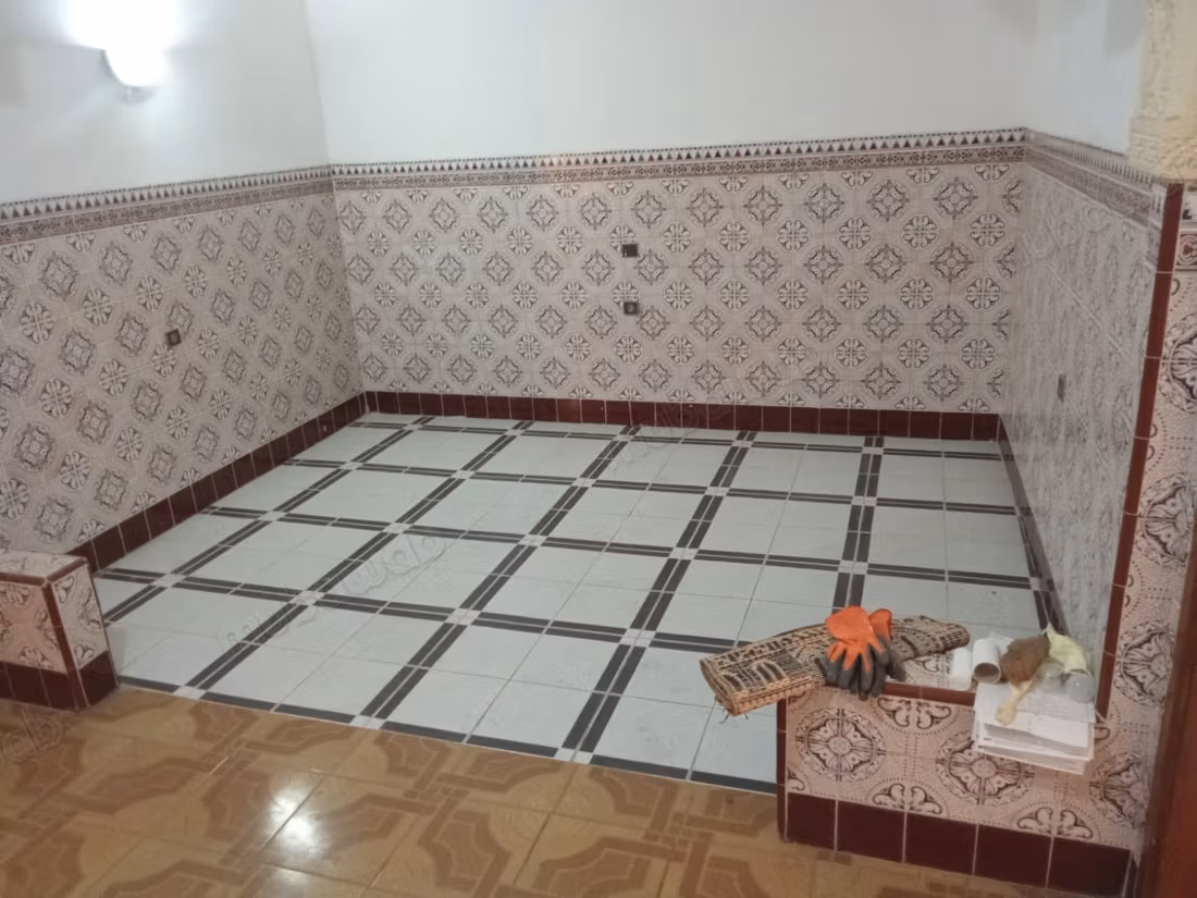 Quartier Zouzo près du marché Saydermal Tétouan