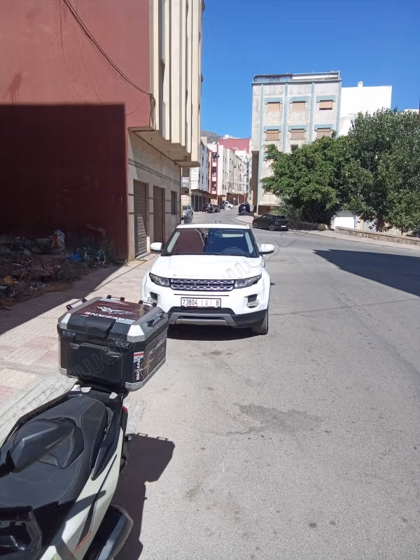 Quartier Zouzo près du marché Saydermal Tétouan