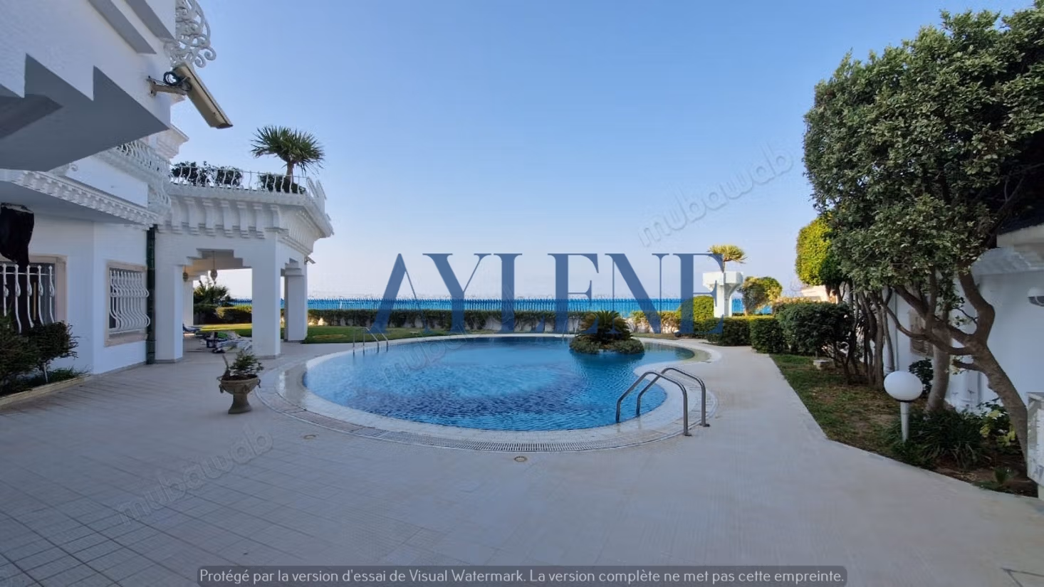 For rent in Marsa Cube, a waterfront villa S5