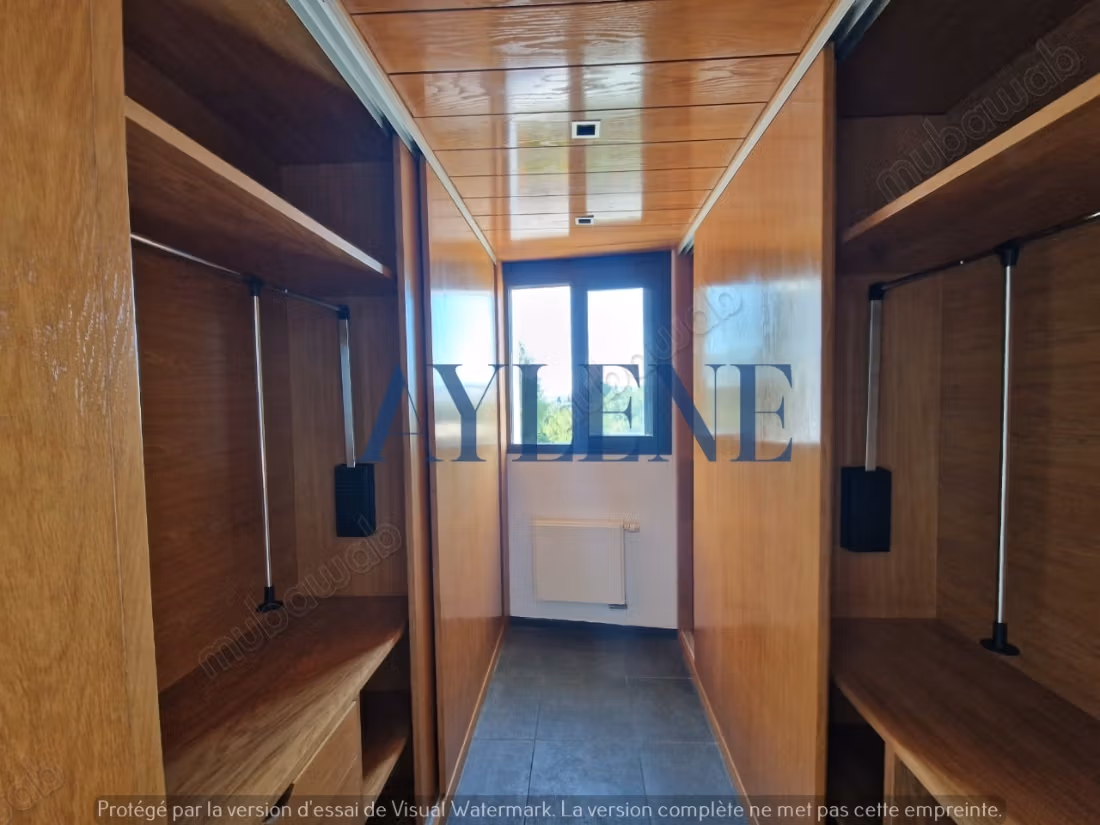Villa Moderne s4 avec piscine à la marsa