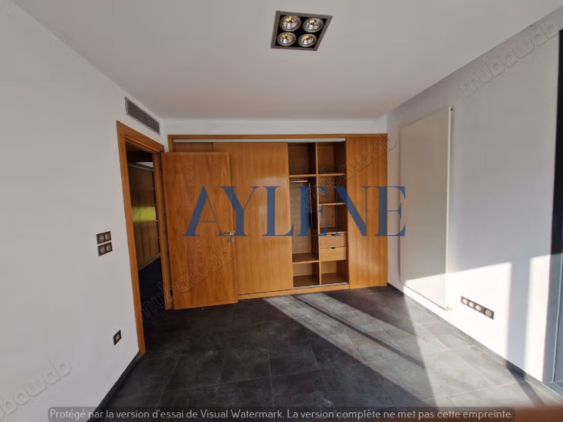 Villa Moderne s4 avec piscine à la marsa
