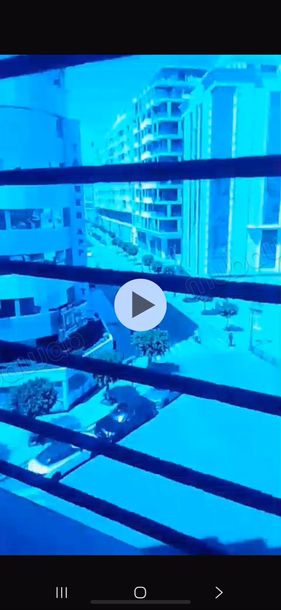 Bel appartement à louer à Castilla. Superficie totale de 120 m². Ascenseur et balcon
