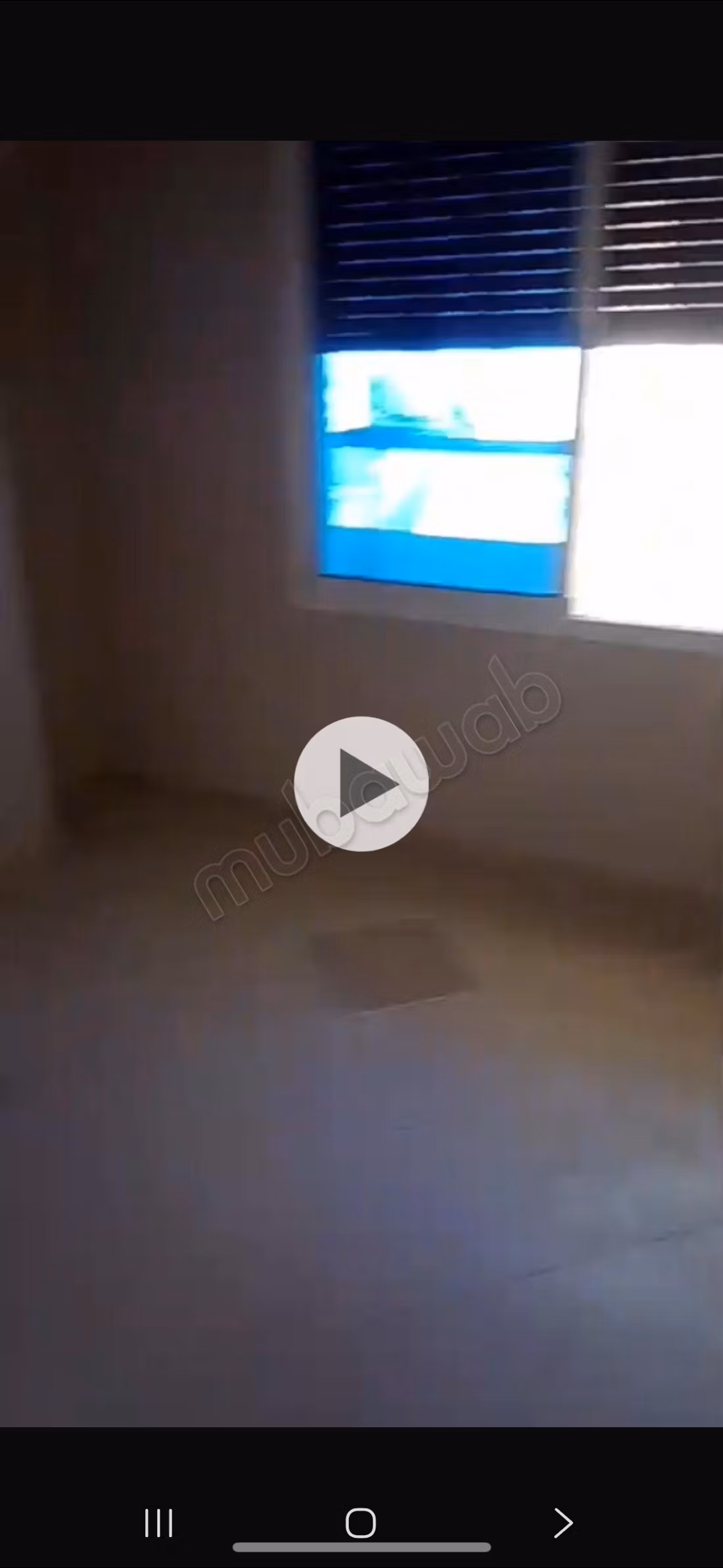 Bel appartement à louer à Castilla. Superficie totale de 120 m². Ascenseur et balcon