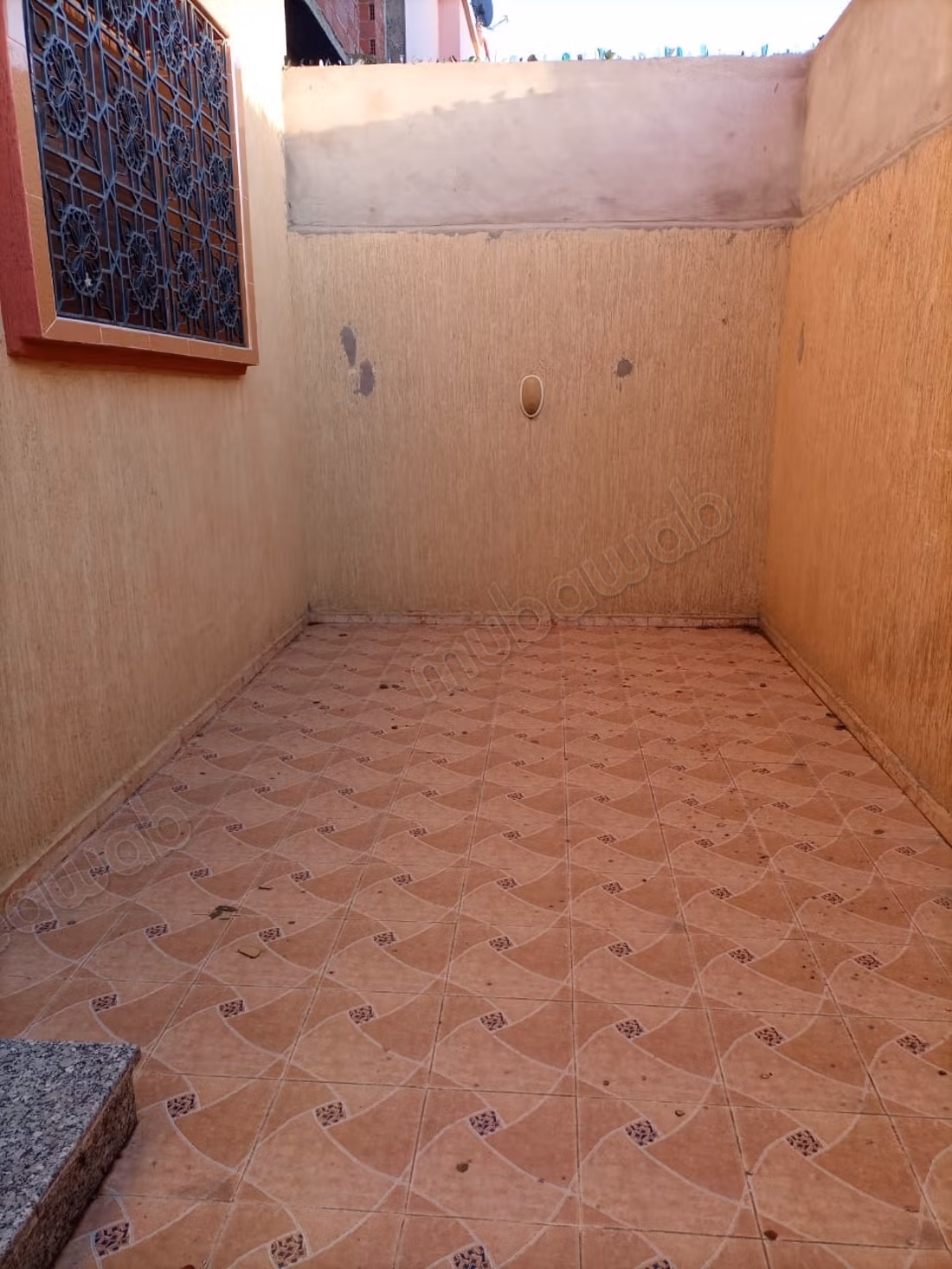 Maison de luxe à vendre. 3 belles chambres à coucher. Meublé