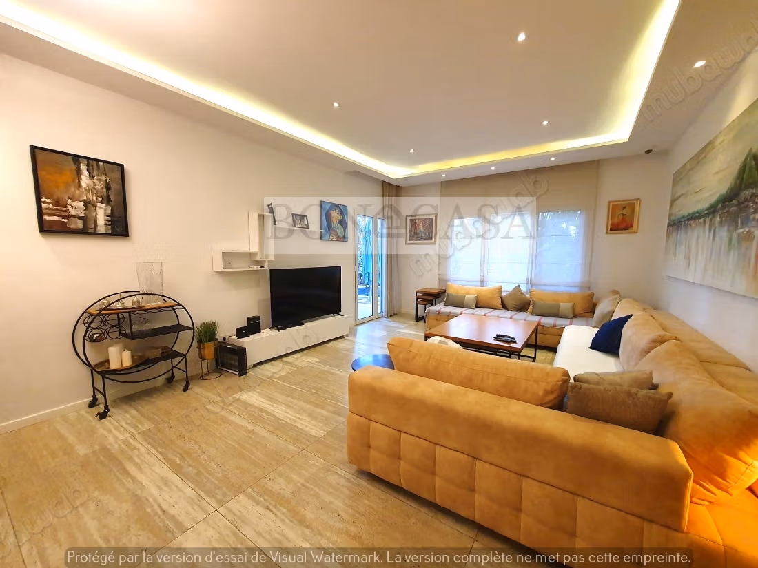 S4 Meublé avec piscine&jardin à louer à la Marsa