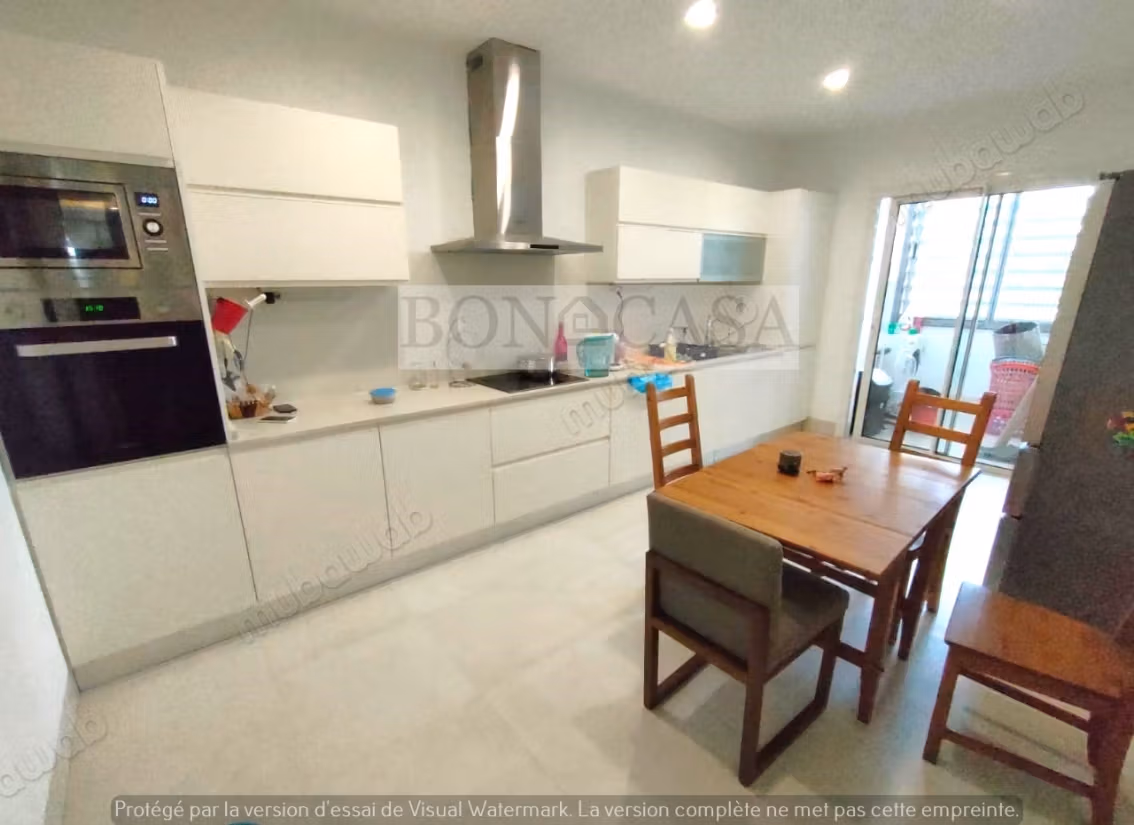 S4 Meublé avec piscine&jardin à louer à la Marsa